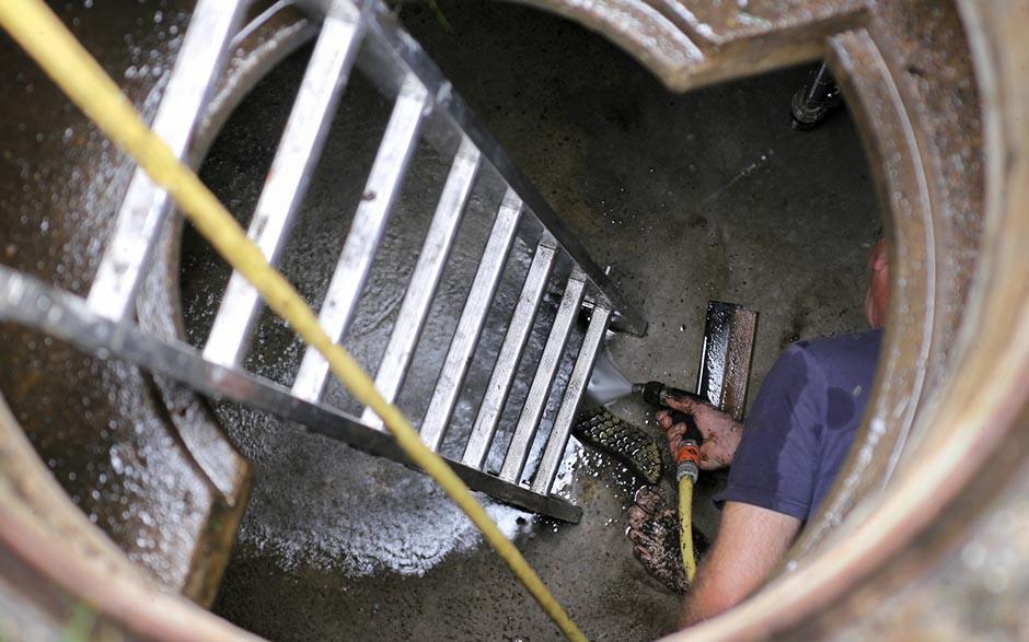 canalisation wc bouchée que faire Élancourt