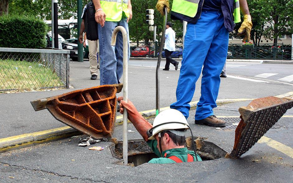 canalisation wc bouchée que faire Élancourt